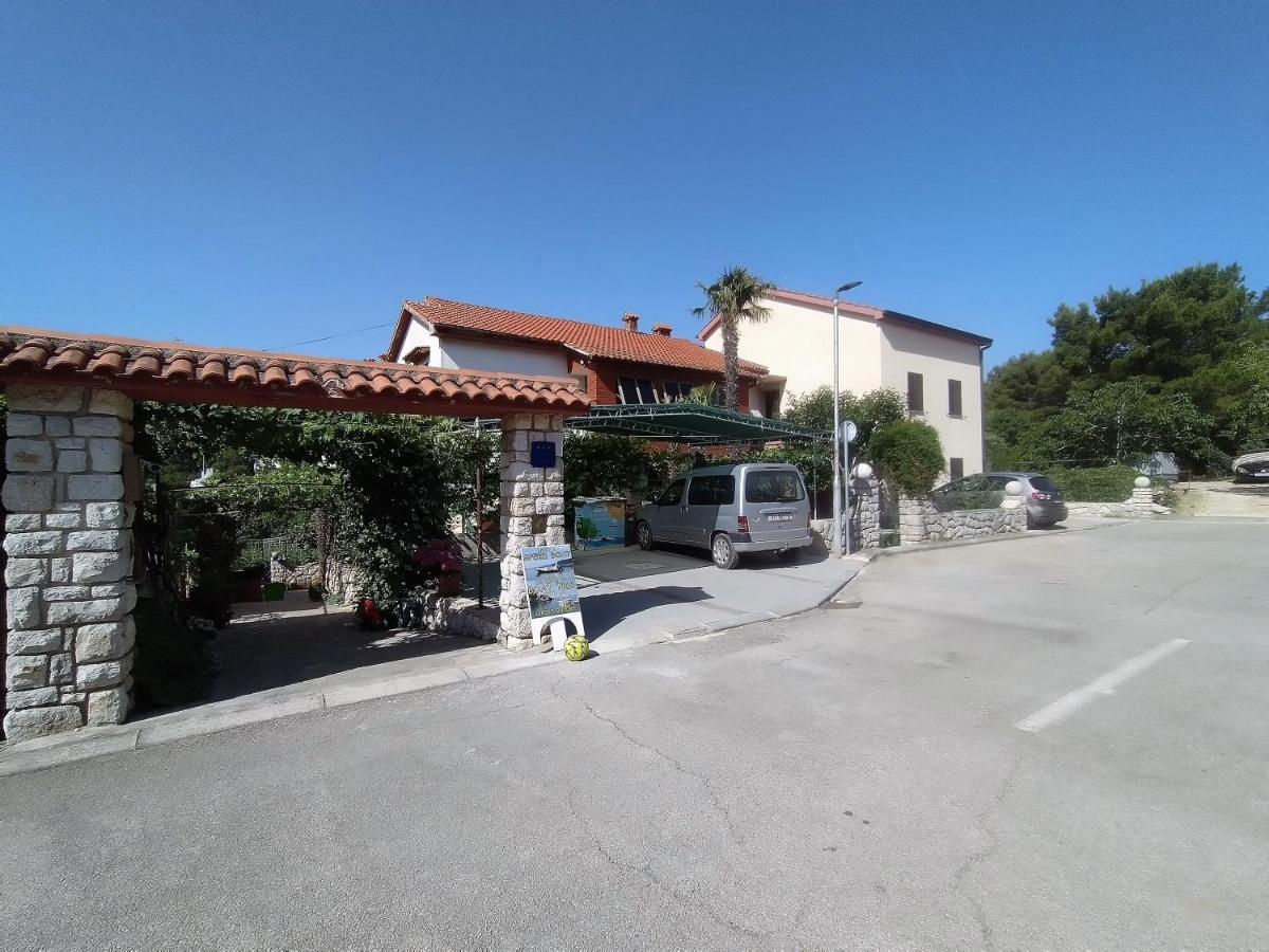 Ferienwohnung No Stress On Cres Exterior foto