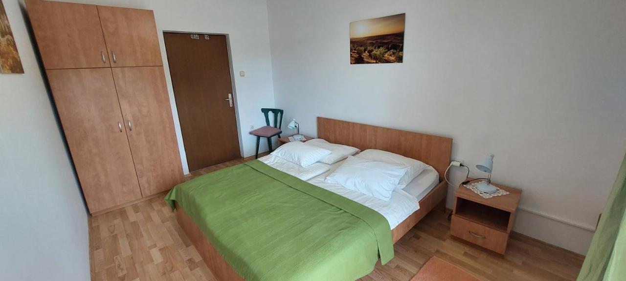 Ferienwohnung No Stress On Cres Exterior foto